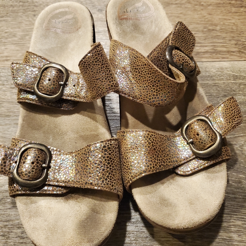 Dansko Sophie Metallic Sandal Size 38 Euro 7.5/8 US VGUC